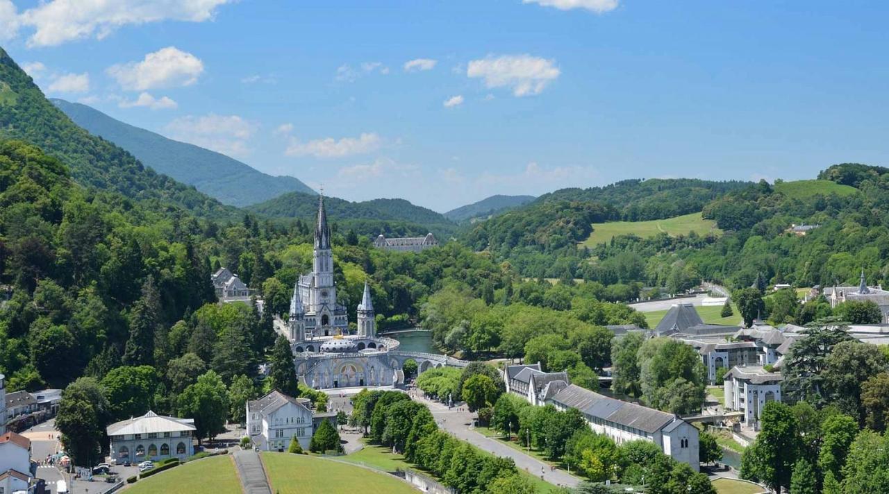 Family Saint Vincent - Studio 2 Pers - 100M Gare Lourdes - Wifi Exterior foto